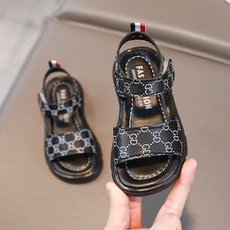 Sandálias femininas nascidas meninos moda moda verão infantil infantil sapatos de berço macio