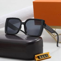 New Fashion Sunglasses with Letter Designer Brand Women's and Men's Unisex Travel Plastic Leather Border Sunglasses Beach