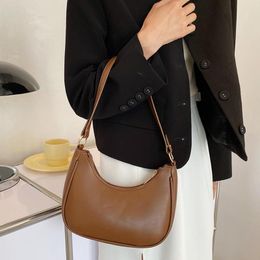 Evening Bags Solid Color Women's Shoulder Simple Crossbody Imitation Leather Bag Trendy Female Versatile Shopper Handbag Black Brown