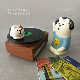 Decorative Objects Figurines Zakka Japan Vintage Record Player Decoration Bookshelf Collectible Home Decor Resin Craft Wedding Gifts 230522