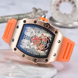 Watch Luxury Watch Casual Automatic Calendar Men's Watches Sports Quartz Chronograph 138