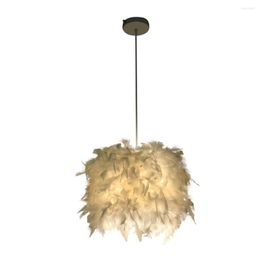 Pendant Lamps Nordic Modern Feather Light White Ceiling Lamp Fixture For Living Room Year Home Indoor Decor