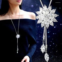 Pendant Necklaces Fashion Elegant Sweater Chain Long Crystal Snowflake Water Drop Accessories Decoration Necklace Jewellery For Women