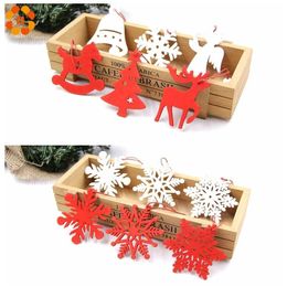 Christmas Decorations 6PCS DIY White Red Snowflakes Christmas Wooden Pendants Ornaments For Xmas Tree Ornaments Christmas Party Decorations Kids Gift