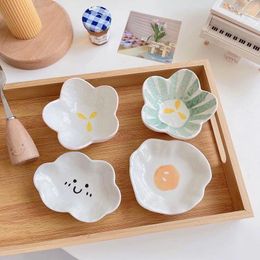 Plates Ceramic Seasoning Dish Cartoon Pot Vinegar Dishes Hand-painted Oven Flower Egg Shape Dipping Plate Sauce Snack