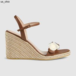 Sandals 2021 spring new fashion design women's straw large slope heel sandals open toe gold slope heel shoes double button sandals J230522