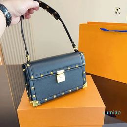 2023-designer trunk bag women classic imitation brand stitching letter buckle chain rivet shoulder bags versatile commuting party dinner wallet