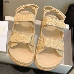 Sandals Designer Women Sandals High Quality Womens Slides Crystal Calf leather Casual shoes quilted Platform Summer Beach Slipper 3542 With box and Shopping bag 11c