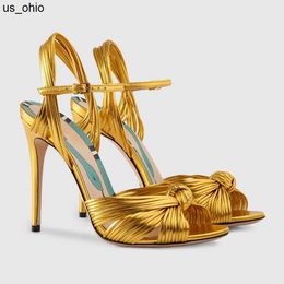 Sandals Free shipping 2019 patent Catwalk models Lucky Classic Sexy lip Snake Open Toe wedding 105CM Stiletto High Heels Sandals Gold size 3444 02 J0523