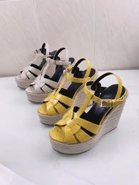 Europ style sandal Gladiator High end quality classic fashion sexy thin heel sandals casual versatile banquet ball leather sole fine packaging Genuine Leather