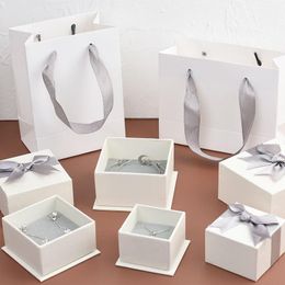 Boxes 10Pcs New Creative White Kraft Paper Jewellery Packaging Boxes With Grew Bow Grey Sponge Inside Gift Package For Ring Earrings