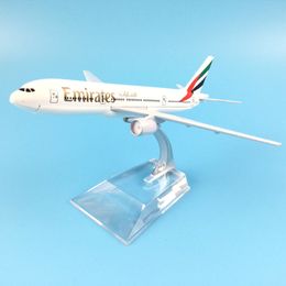 Aircraft Modle plane model Boeing 777 emirates airline aircraft 777 Metal Solid simulation airplane model for kids toys Christmas gift 230522