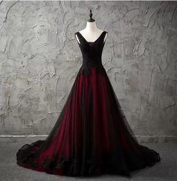 Black And Burgundy A Line Gothic Wedding Dresses Lace Appliques Beaded V Neck Sleeveless Long Tulle Bridal Gowns Vintage Plus Size Vestido De Novia