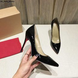 Sandals 2023 Designer Fashion Women Shoes Heel Mid Heel Pointed Toe Sexy Flat Ladies High Large With Box Dust Bag 10.5cm Size 34-42 J230522
