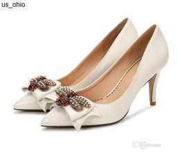 Sandals 2020 luxury G Designer Trendy Women Pumps ribbon bowtie Big bees Highheeled Shoes bride Sexy Pointed wedding Shoes 8 10 12CM J230522