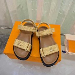 womens designer sandal wide flat sandals platform sliders sandales nude sandles shoes classic 231215