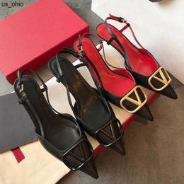 Sandals Sexy Women Pointed Sandals High Heels Shoes Luxury Metal Buckle Brand Summer Real Leather Nude Black Matte Thin Heel 8cm Classics V Wedding Shoes with