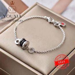 Bangle Hot sale Western style Customized Silver color Spiral Bracelet Pattern With Fashion Personality Classic Fashion jewelry