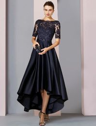 Dark Navy A-Line Plus Size Mother of the Bride Dress 2023 Tea Length Half Sleeve Scoop Satin Short Sleeve Lace Wedding Guest Party Gowns