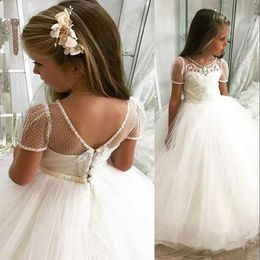 White Flower Girls Dresses For Weddings Jewel Neck Short Sleeves Lace Appliques Beads Long Floor Length Birthday Children Girl Pageant Gowns Button Back 403