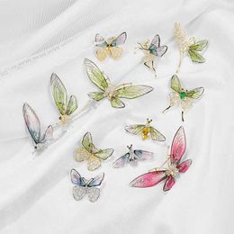 Pins Brooches New Creative Crystal Dancer Female Badge brooch Transparent Wing Insect Tight Corset Elegant Party Wedding Leisure brooch Gift G220523