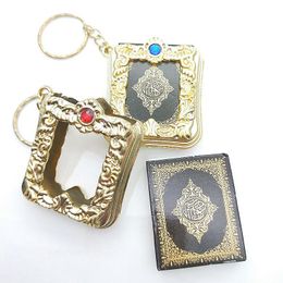 Keychains 1Pcs Muslim Keychain Resin Islamic Mini Ark Quran Book Real Paper Can Read Pendant Key Ring Chain Religious Jewellery Gift