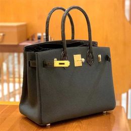 Sewn Tote Platinum Wax Bag Thread Sewn Touch Crocodile Leather Matching Togo Cow Leather Women's Leather Large Capacity Handbag