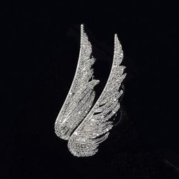 New Luxury Angel Wings Rhinestone Brooches Pin For Women Glitter Collar Pin Clothes Decor Feather Brooch Corsage Enamel Pins