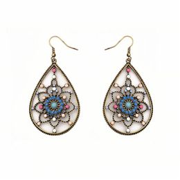 Dangle Earrings & Chandelier Ins Antique Gold Hollow Out Flower Colourful Resin Stones Piercing Teardrop Vintage Korean Fashion Women Party J