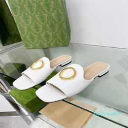 Designer women's slippers summer fashion luxury sandals square toe rubber sole sandal 2023