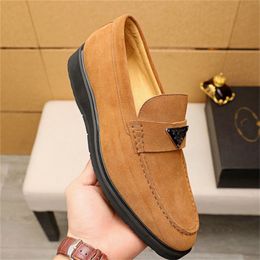 Top pd brand Oxford Shoes Men PU Solid Colour Fashion Business Casual Party Banquet Daily Retro Carved Lace-up Brogue Dress Shoes Size 38-45