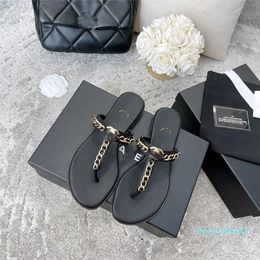 15A Frauen Sandalen Sommer Paris Marken weiche Boden Mode Vielseitige Schuhe Frauen 2024 Neues Luxusdesigner Dia Gummi Flip-Flops Flat Sandals Kanal G.
