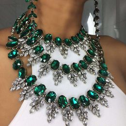 Necklaces Dvacaman Luxury Green Multi Layered Design Leaf Rhinestone/Crystal Choker Necklaces for Women Wedding Statement Necklace Jewellery