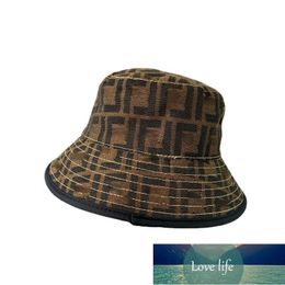 Summer, Autumn and Winter New Hat Curling Bucket Hat Casual Hat Men's and Women's Same Fashion Sun Hats