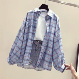 Women's Blouses Korean Style Plaid Classic Loose Shirts Blouse Women Daily Cute Large Student Clothing Fashion Vintage Shirt