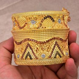 Bangle Dubai Luxury high quality Gold Colour Bangles for Women Gold Colour Jewellery Ethiopian Wedding/Party Item Bangles