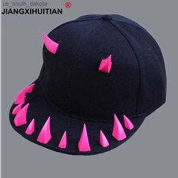 Wholesale Novelty Horn Snapback snap on baseball cap for Men and Women - Punk Horns Cap in Hip Hop Hats for Boys and Girls in 2 Colors (L230523)