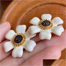 Stud Earrings 2023 Style Different Design Brass Metal Oil Drop Process Boutique Production Women Lasting Shiny Jewellery Delive Dhgarden Dhzh5