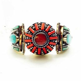 Bracelets Nepal vintage Jewellery Metal Fashion Bangles Inlaid BOHO Dancing Open Cuff Locket BB003