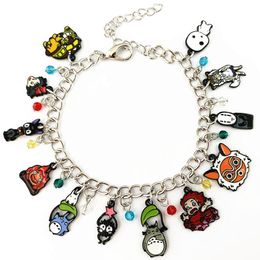 Armbänder Ponyo Calcifer My Neighbor Totoro Soot Sprite No Face Man Kikis Delivery Service Charm-Armband Geschenke für Mädchen und Frauen