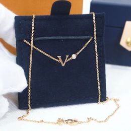 Collana di design di lusso per donna e uomo Collane in muratura con lettere Accessori per gioielli di moda Regalo per fidanzata Buono personalizzato