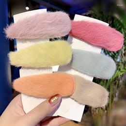 Hair Accessories Letter Clip Vintage Faux Fur Plush Barrette Beauty Styling Tools Party Hairpin Fashion For Women