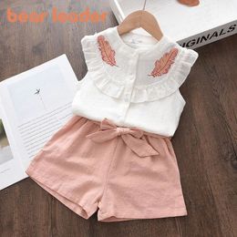 Clothing Sets Bear Leader Kid Baby Girls Feather Clothes 2023 Summer Sleeveless Tops Bandage Shorts Fashion Lovely 2 7 Years 230523