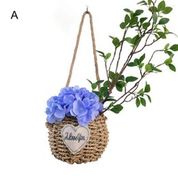 Decorative Flowers Delicate Hanger Basket Wreath Simple Maintenance Pendant Weather-resistant Heart Sign Po Prop