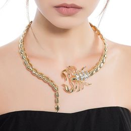 Halsketten Mode Skorpion Schlangenform Frauen Halskette Gold Silber Farbe Legierung Tierform Frau Halsband Neckalce Frauen 230524