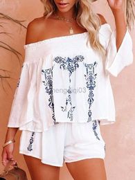 Women's Tracksuits Contrast Lace Off Shoulder Bell Sleeve Top Shorts Set Y23