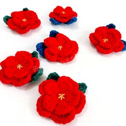 Knitted Flower Brooch Women Girls DIY Handmade Knitting Coat Dress Scarf Hat Pin Jewellery Party Gift Wool Felt Brooches