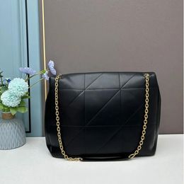 Designer Chain Shoulder Bags Large Capacity Pockets Genuine Leather Inside Zipper Pocket Fashion Letters Women Quilted Flap Crossbody Bag Designer Handbags Purse