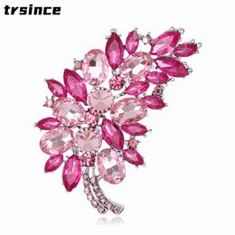 New Multi-color Crystal Feather Brooch Fashion Pink Bauhinia Brooches Collar Pin Hand Bouquet Accessories