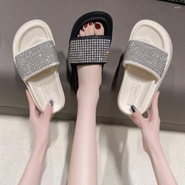 Slippers 2023 Flats Platform Luxury Crystals Slides Women Open Toe Diamonds 5 Cm Double Sole Flip Flops Mules Design Shoes